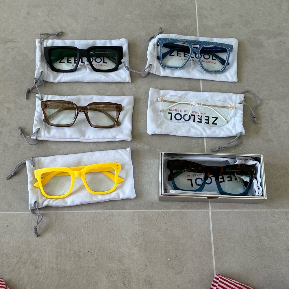 Stylish eyewear by Zeelool different colors